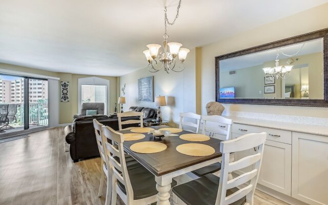 Inlet Reef 213 2 Bedroom Condo by RedAwning