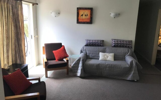 Oatlands Retreat