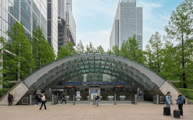 Immaculate Two-bedroom Apartment in Canary Wharf