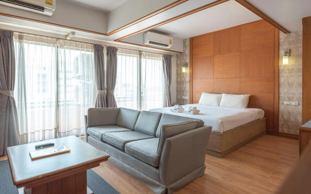 Nonthaburi Palace Hotel