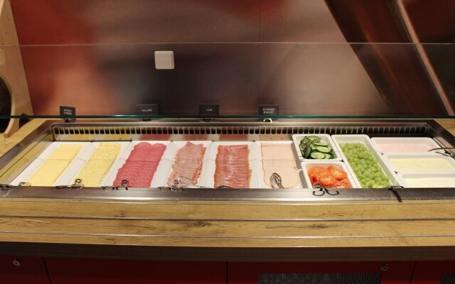 Ibis Rotterdam City Centre