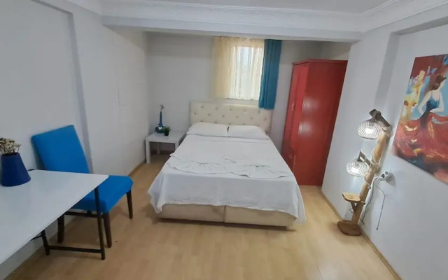 Otel B