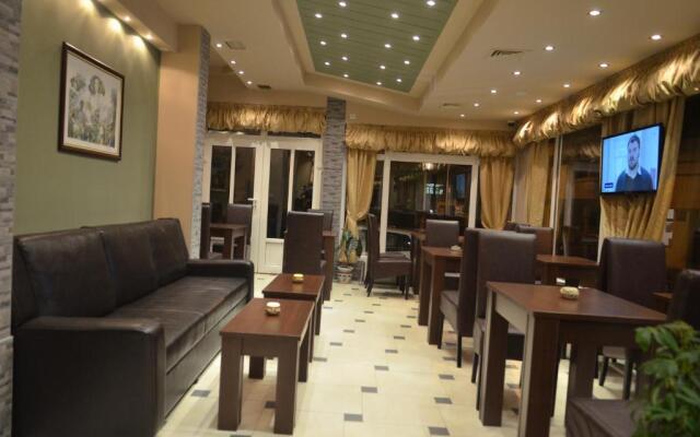 Garni Hotel Lion