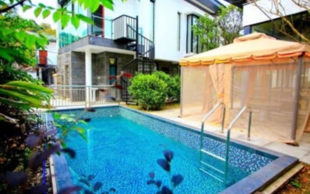 Moon River Villa No 4