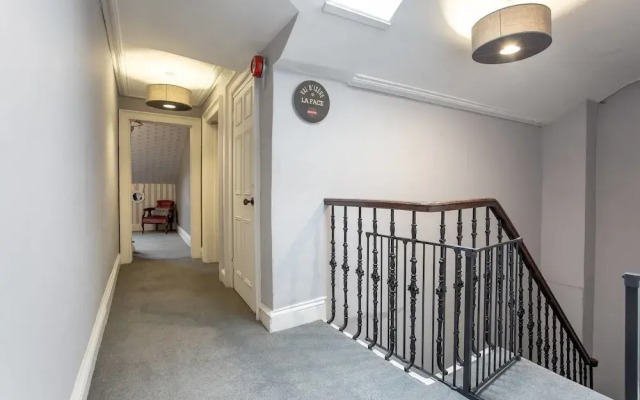Huge Luxury Townhouse in the City Centre