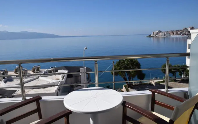 Rojela Rooms