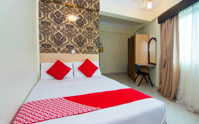 OYO 528 Sea Princess Hotel