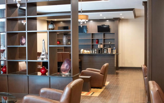 Four Points by Sheraton Edmonton International Airport