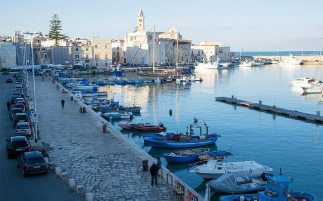 Suite Home Trani