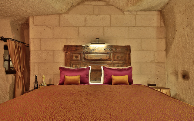 The Owl Cave Hotel