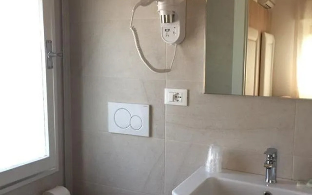 Hotel Suez