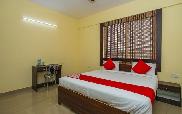 OYO 23627 Grand Residency