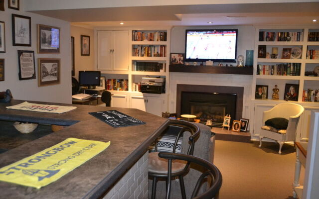 Creekside B&B and Guest Suite