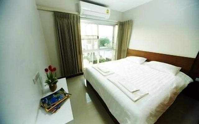 Central place serviced apartment 1