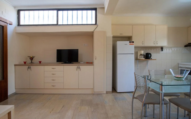 Alexandra's Apartment