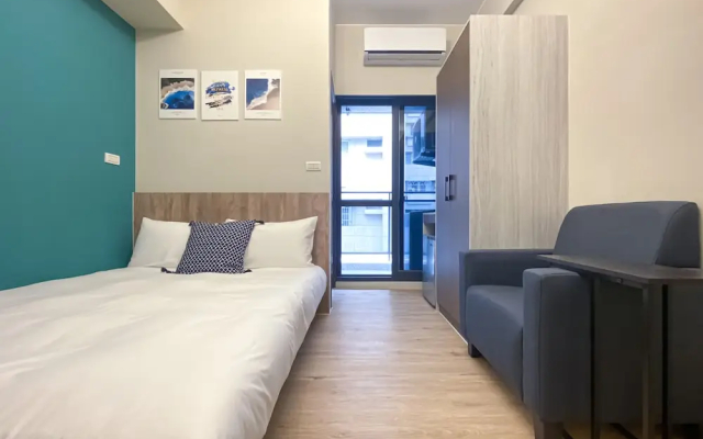 Sunshine Hotel