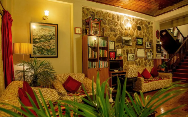 Rhenock House (a luxury villa)