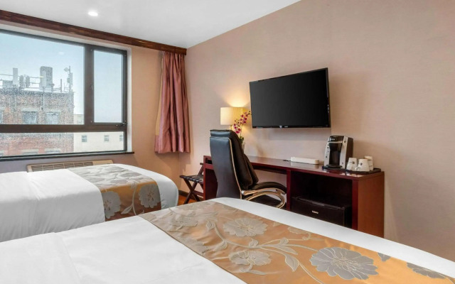 Отель Catone District 