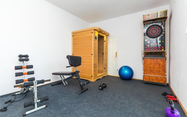 Beautiful Home in Kastel Stafilic With Wifi and 4 Bedrooms