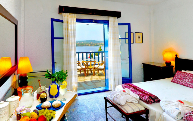 Agionissi Resort Hotel