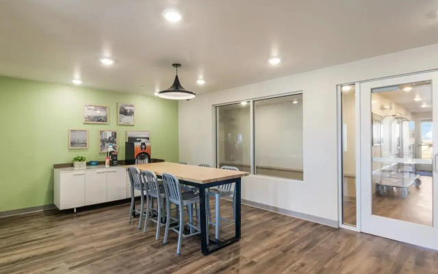 Woodspring Suites Harrisburg Carlisle