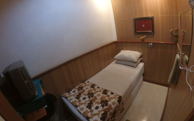 The Cabin Hotel
