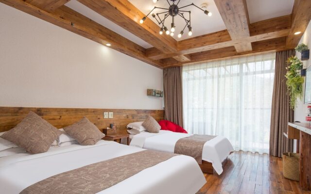 Floral Hotel · Mo Gan Tian QuanMogan Mountain