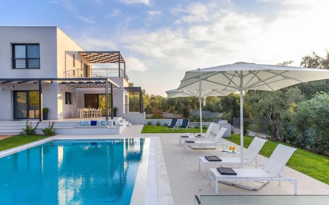 Almyra Villas Corfu Villa Dione