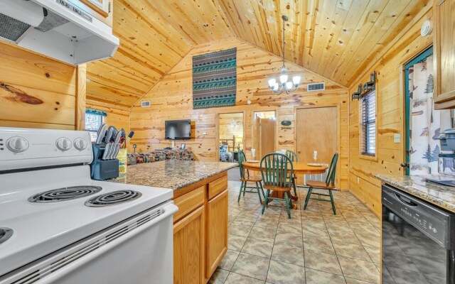 The Honeysuckle 2 Bedroom Cabin by Redawning