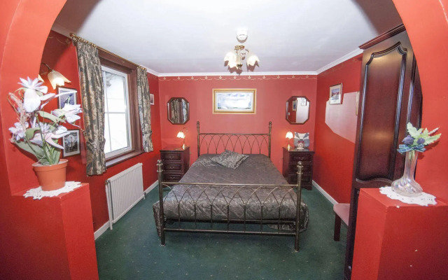 Glendruidh House