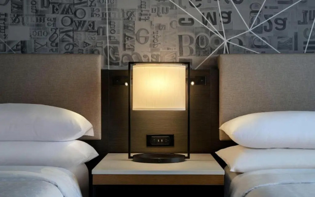 Sheraton Philadelphia Downtown