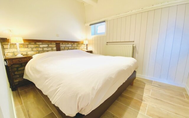 Spacious Holiday Home in Middelkerke near Belgian Coast