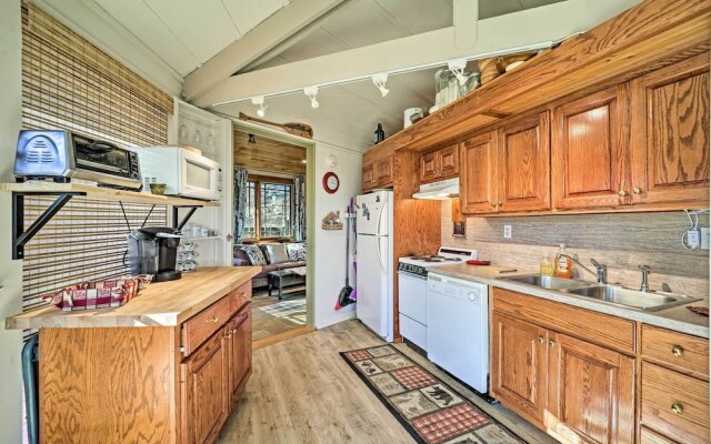 Mountain Treehouse: A Unique Hilltop Hideaway