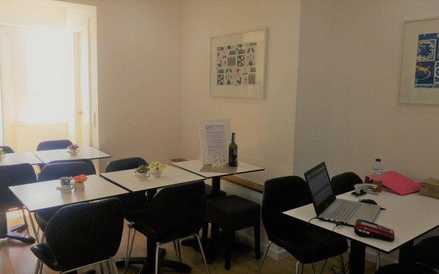 Lisbon Terrace Suites - Guest House