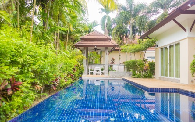 Lespalm Waterfall Pool Villa