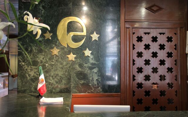 Hotel Parador Del Rio