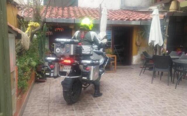 Hospedaje Keros Bed & Breakfast