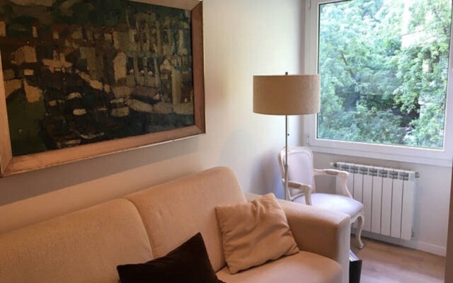 Azpeitia Elegant Home in Center