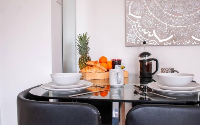 Bedford Road Garden Apartment