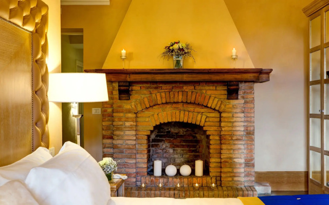 Villa Tolomei Hotel & Resort