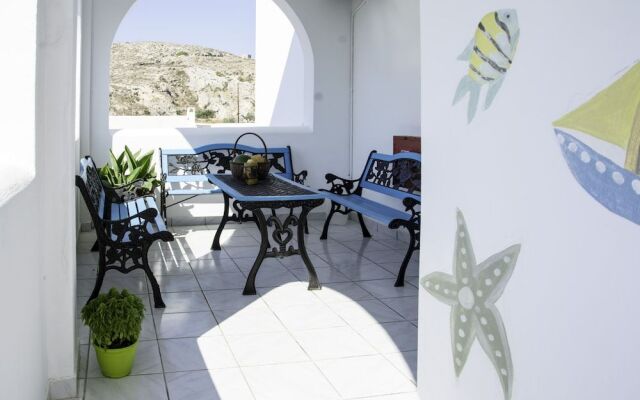 Stellas Guest House