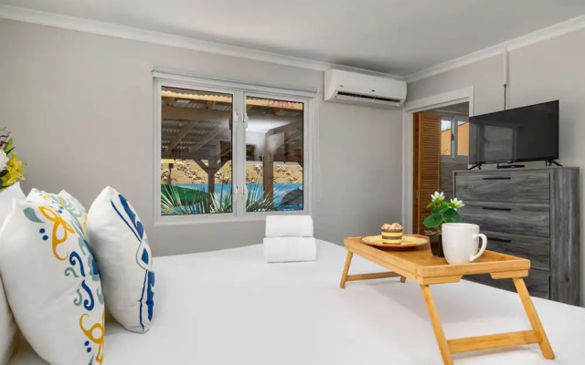 3br2ba Great Location Private Pool Amenities
