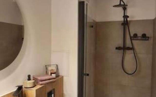Uroczy apartament blisko centrum - 10 min do plaży