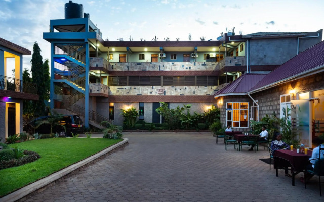 Mrimba Palm Hotel