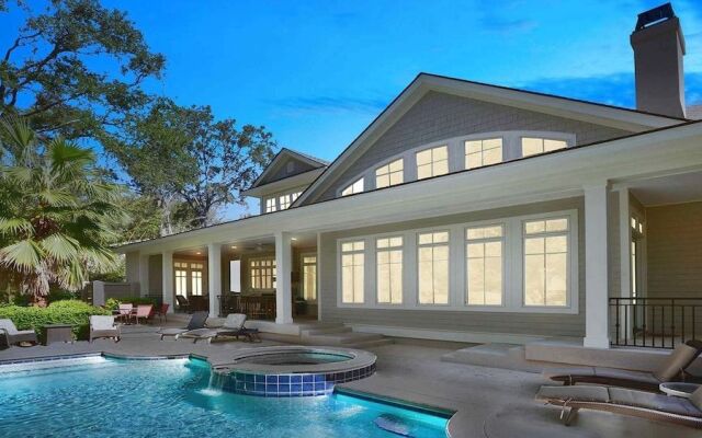 Sea Escape by RedAwning