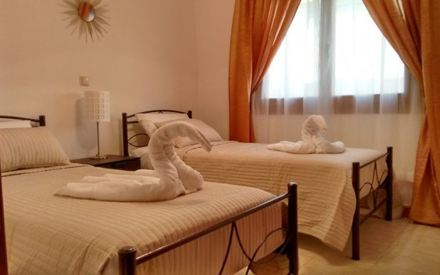 Tholos Bay Suites