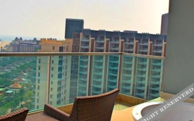 Hanhai Crown · SeaView Designer Light Luxury Seaside Resort Hotel (Freedom Lighthouse Branch)
