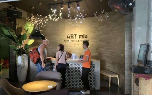 Artmio Hotel Apartment & Cafe