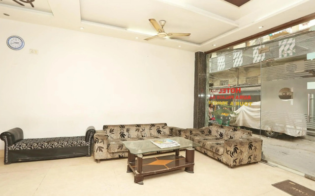 OYO 9726 Hotel Aura Palace Deluxe