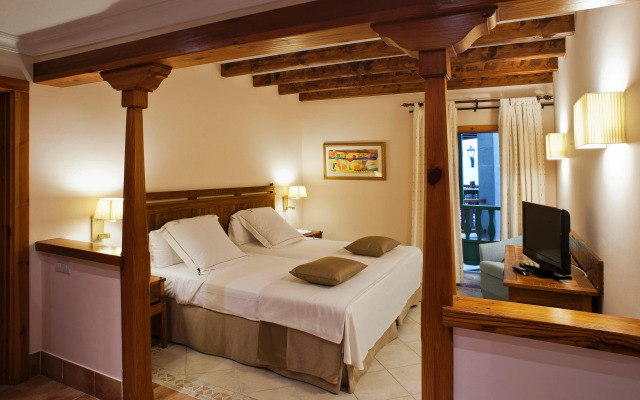 Princesa Yaiza Suite Hotel Resort